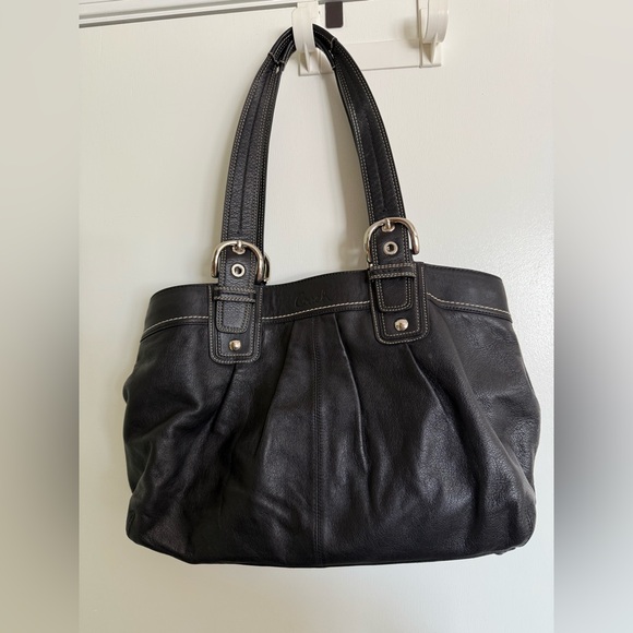 Coach Hobo Bag - Picture 2 of 8